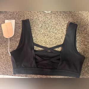 Black Blogilates crisscross sports bra Medium NWT